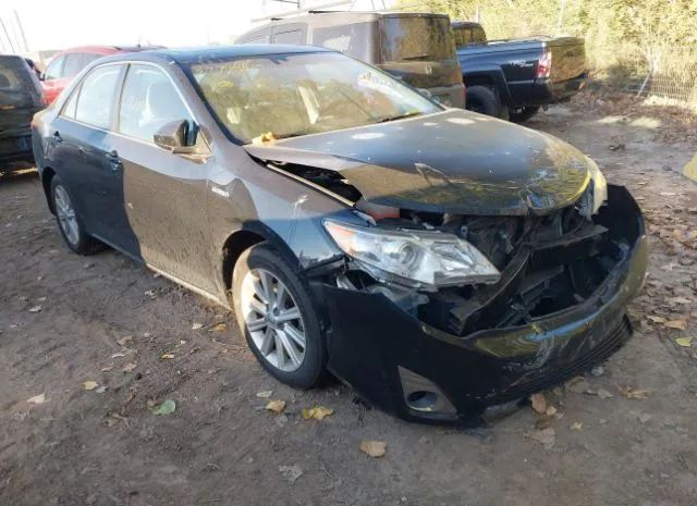 Toyota Camry hybrid (2014)