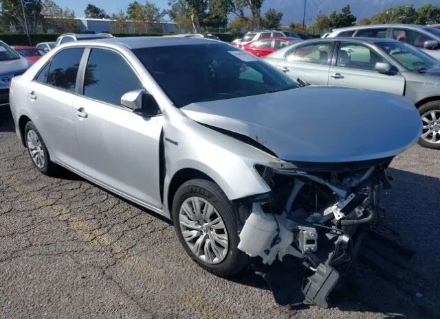 Toyota Camry hybrid (2013)
