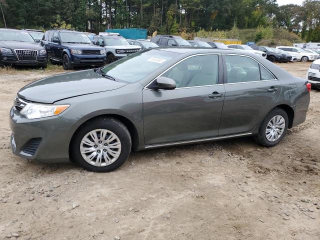 Toyota Camry le a (2012)
