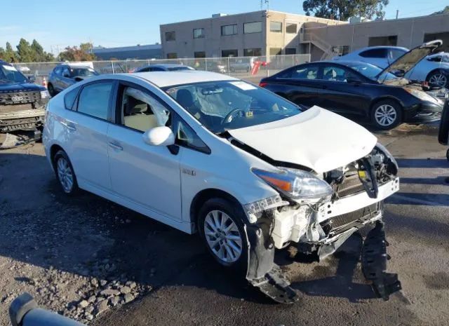 Toyota Prius plug-in (2013)