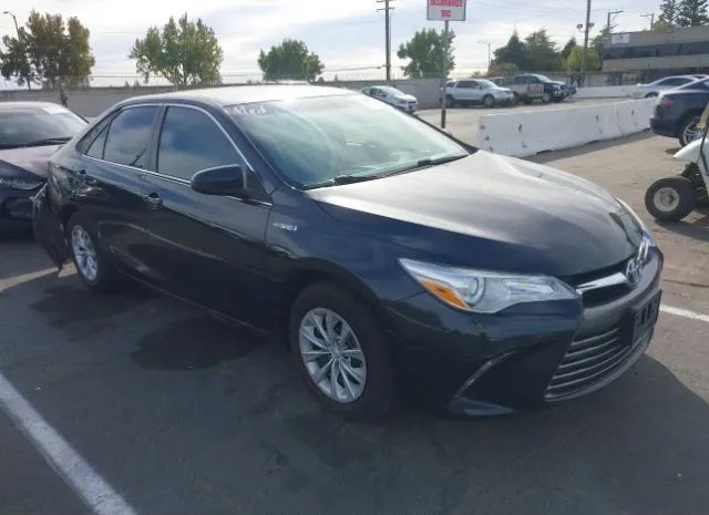 Toyota Camry hybrid (2016)