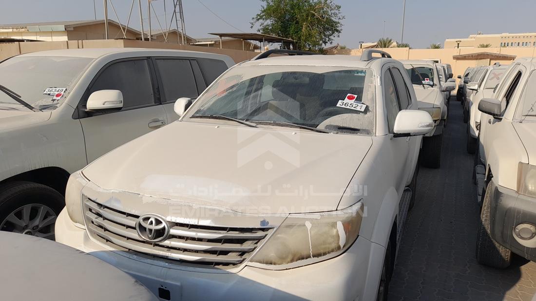 Toyota Fortuner (2012)