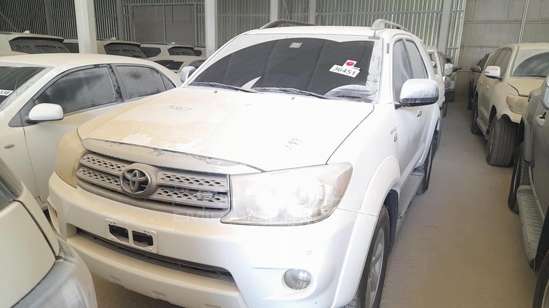 Toyota Fortuner (2011)