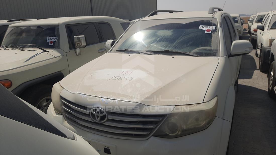Toyota Fortuner (2013)