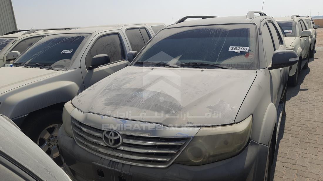 Toyota Fortuner (2013)
