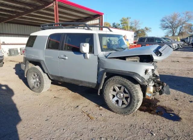 Toyota Fj cruiser (2014)