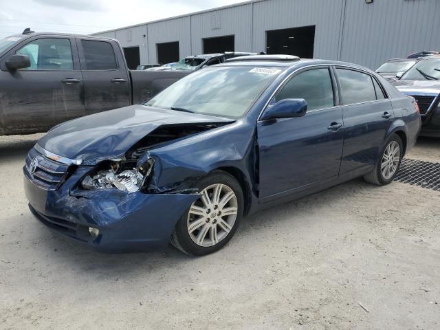 Toyota Avalon xl (2007)