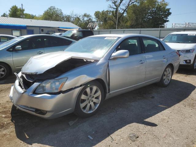 Toyota Avalon xl (2006)