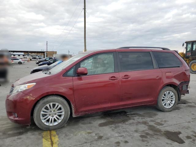 Toyota Sienna xle (2014)