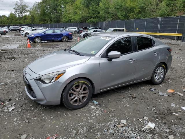 Toyota Scion ia (2016)