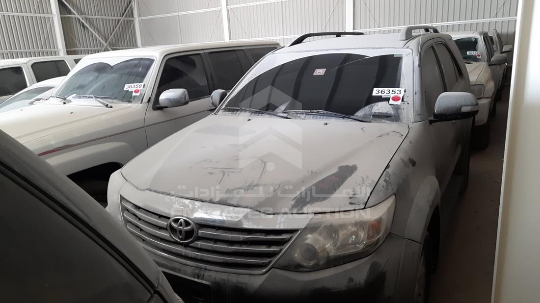 Toyota Fortuner (2012)