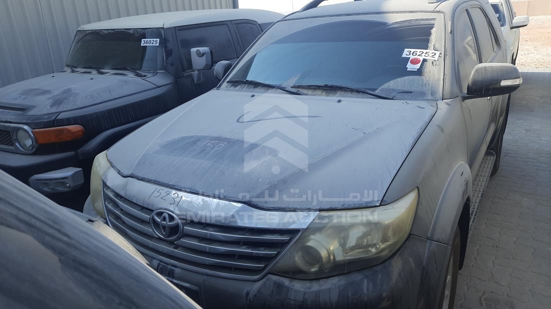 Toyota Fortuner (2012)