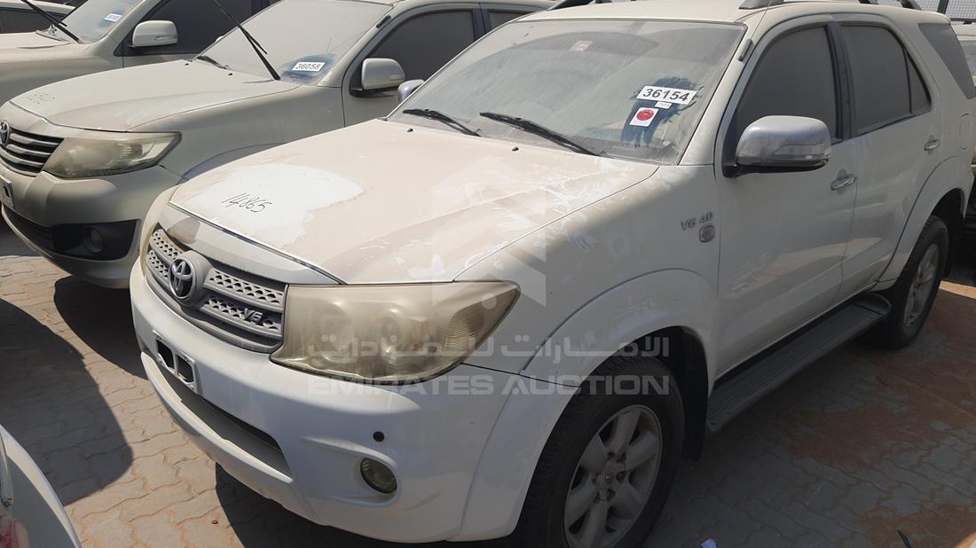 Toyota Fortuner (2011)