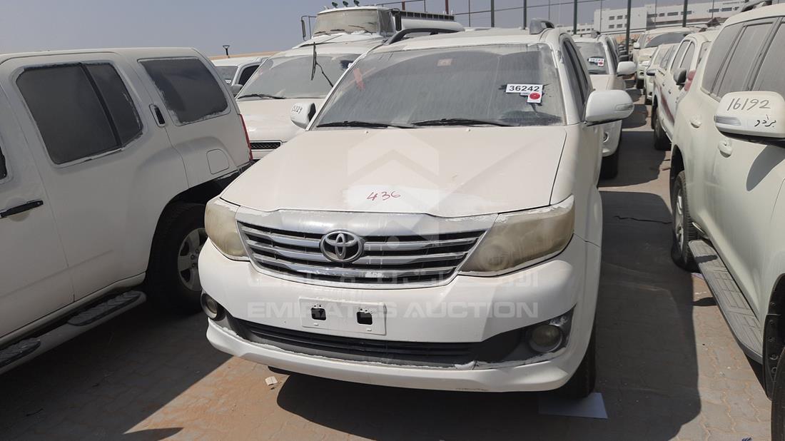 Toyota Fortuner (2012)