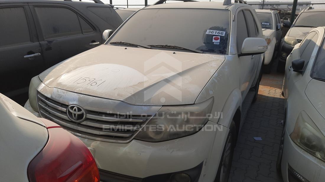Toyota Fortuner (2013)