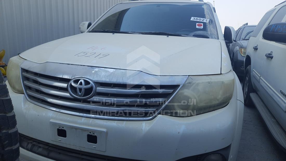 Toyota Fortuner (2012)