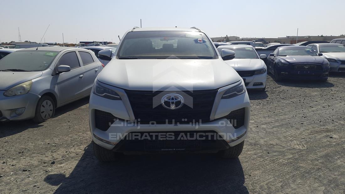 Toyota Fortuner (2022)