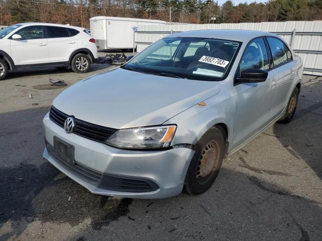 Volkswagen Jetta base (2011)