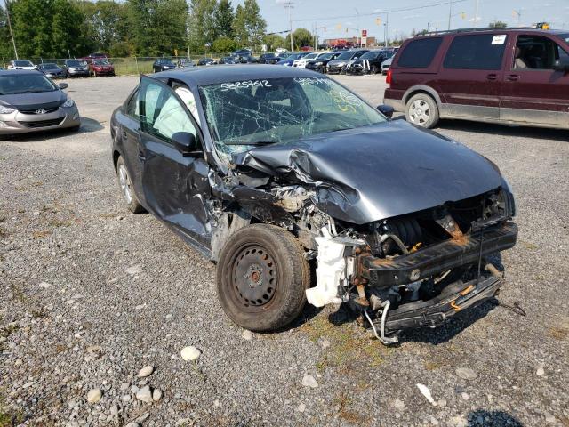 Volkswagen Jetta base (2013)