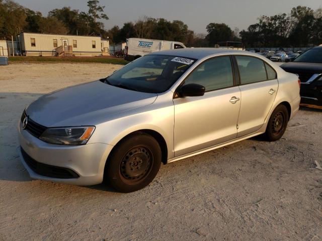 Volkswagen Jetta base (2014)