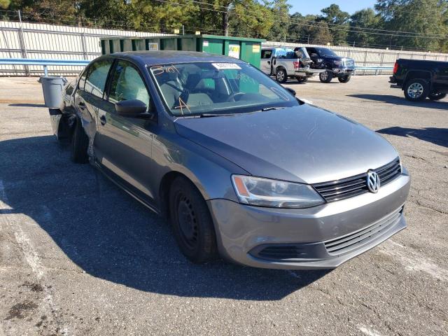 Volkswagen Jetta base (2014)