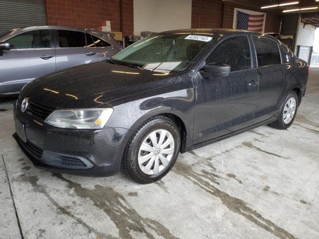 Volkswagen Jetta base (2013)