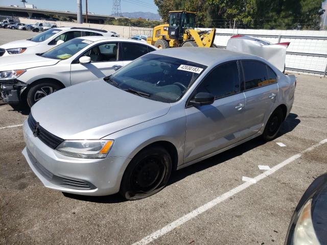 Volkswagen Jetta base (2012)