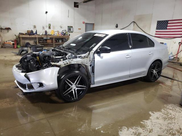 Volkswagen Jetta base (2013)
