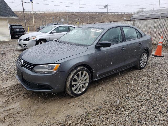 Volkswagen Jetta base (2014)