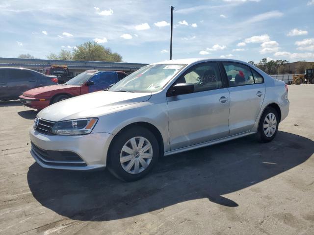 Volkswagen Jetta base (2015)