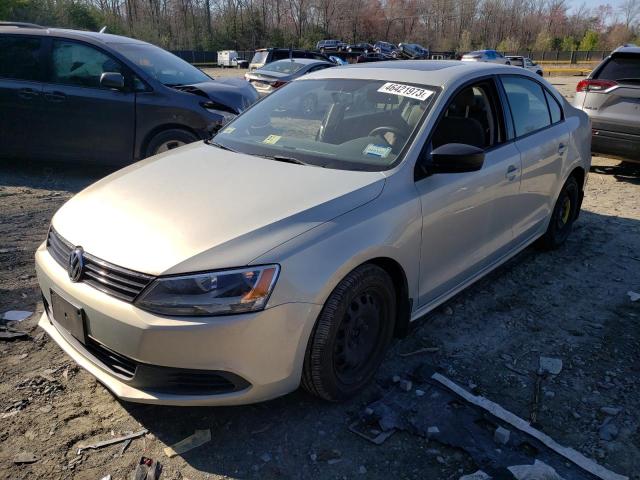 Volkswagen Jetta base (2012)