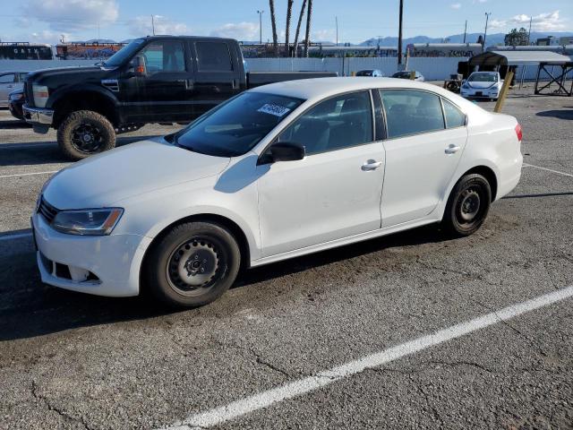 Volkswagen Jetta base (2012)