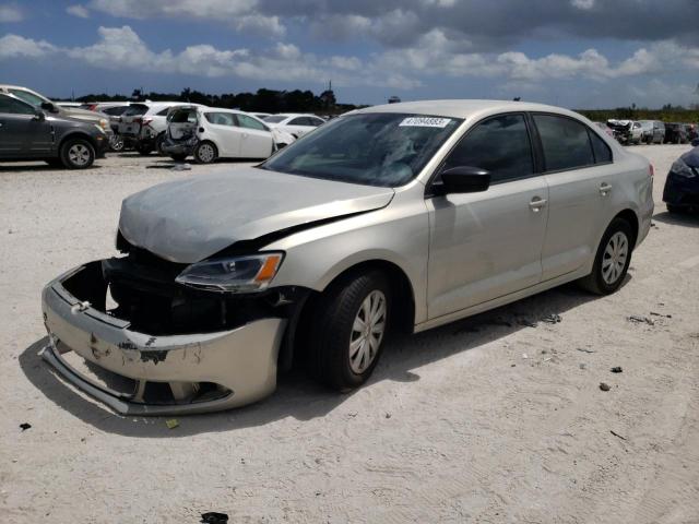 Volkswagen Jetta base (2012)