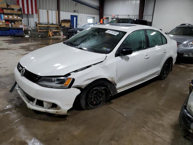 Volkswagen Jetta base (2013)