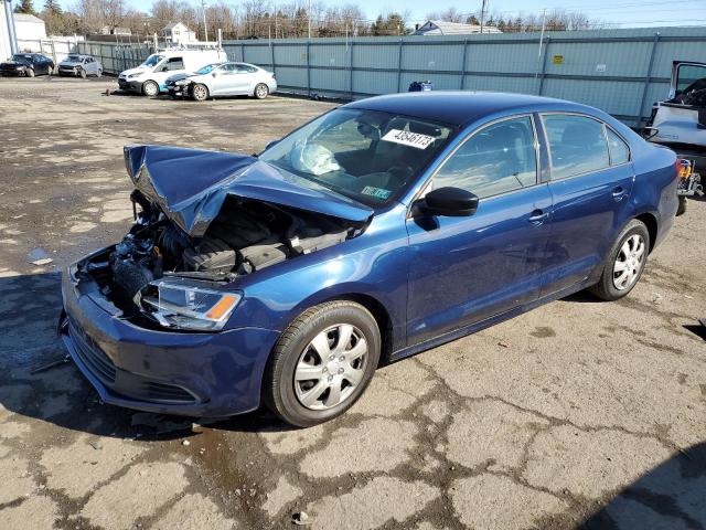 Volkswagen Jetta base (2013)