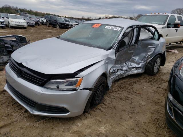 Volkswagen Jetta base (2013)