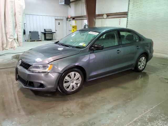 Volkswagen Jetta base (2012)