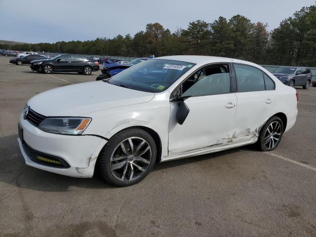 Volkswagen Jetta base (2012)