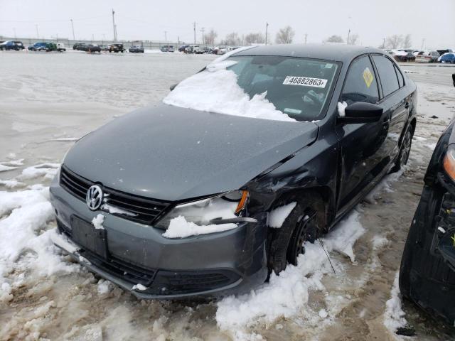 Volkswagen Jetta base (2013)