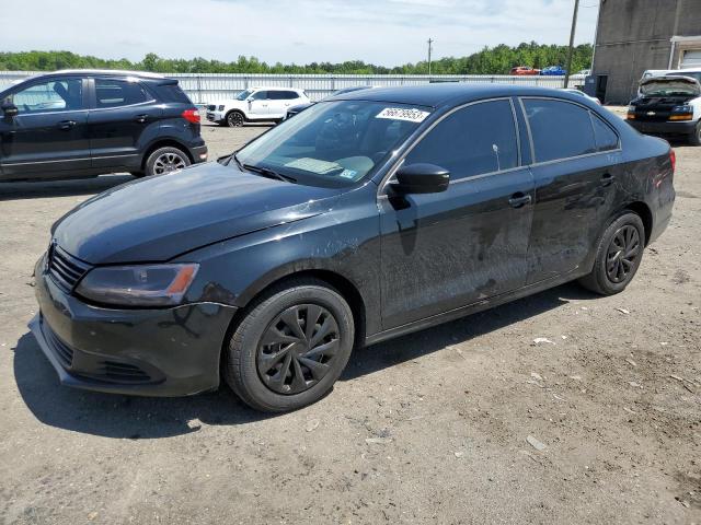 Volkswagen Jetta base (2013)