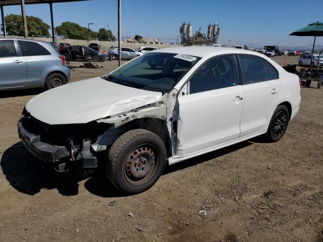 Volkswagen Jetta base (2013)
