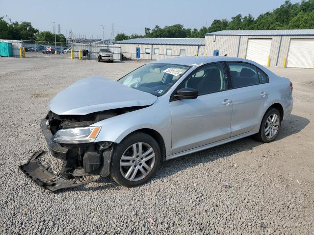 Volkswagen Jetta base (2015)