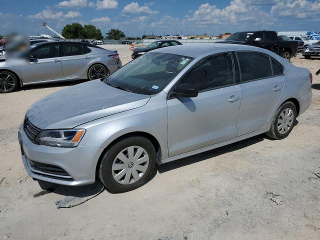 Volkswagen Jetta base (2015)