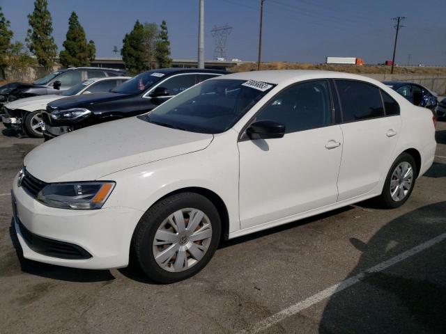Volkswagen Jetta base (2012)