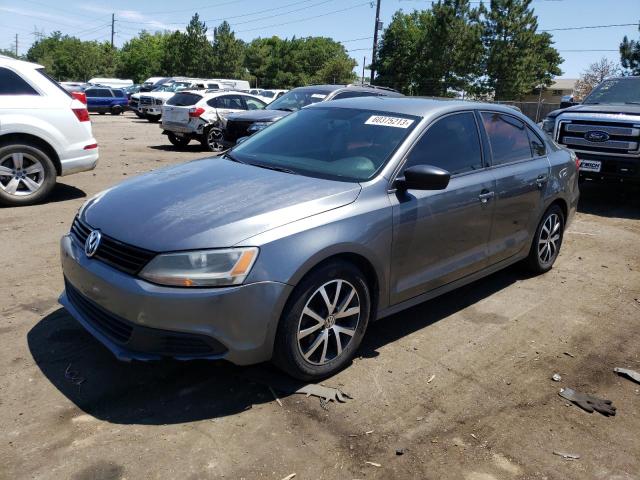 Volkswagen Jetta base (2014)