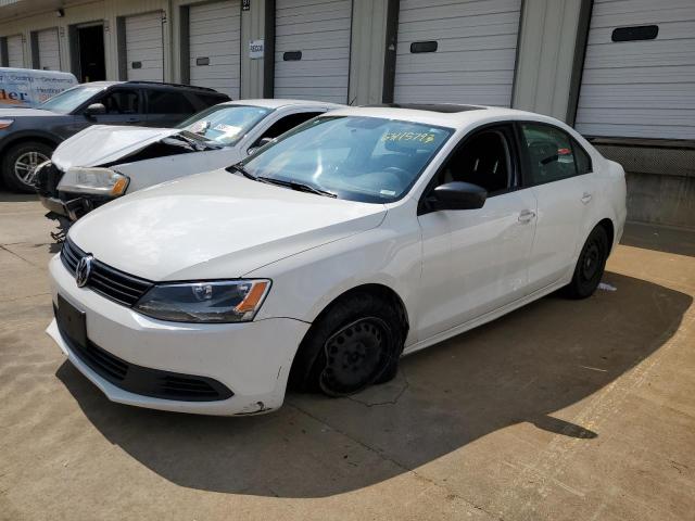 Volkswagen Jetta base (2013)