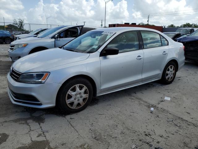 Volkswagen Jetta base (2015)