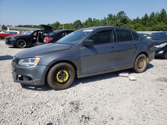 Volkswagen Jetta base (2013)