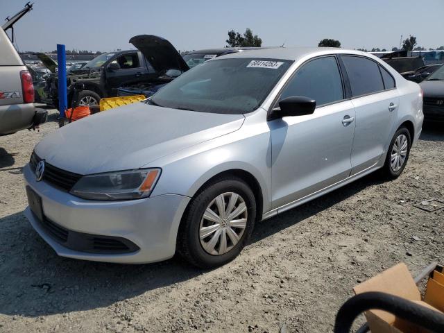 Volkswagen Jetta base (2011)