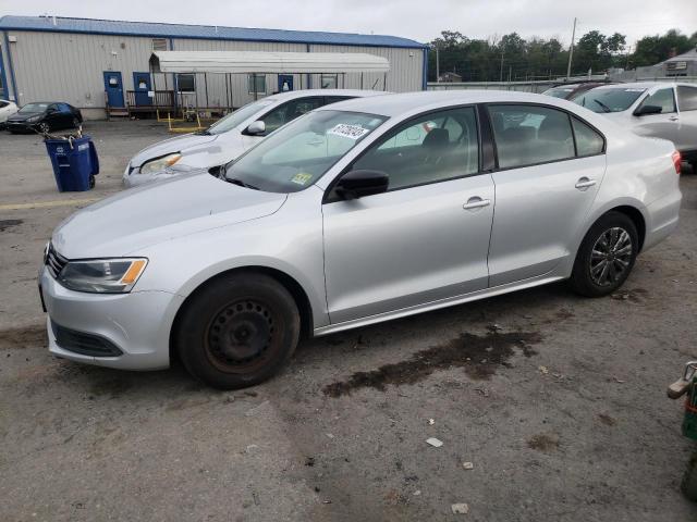 Volkswagen Jetta base (2014)